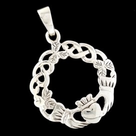 El anillo de Claddagh Colgante de plata