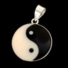Yin Yang. Colgante de plata