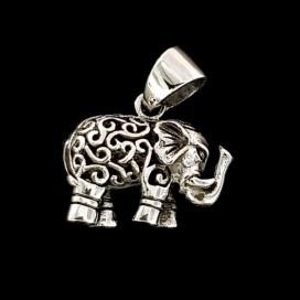 Elefante de plata con cadena
