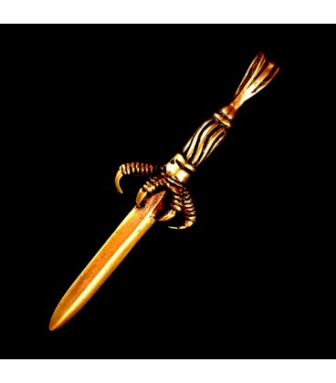 Espada con garra de bronce