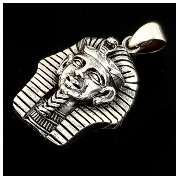 Tutankhamun Mask. Silver pendant