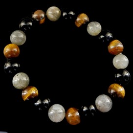 TRIPLE FORCE AND PROTECTION: Tiger's eye, Onyx and Labradorite Magic Bracelet.